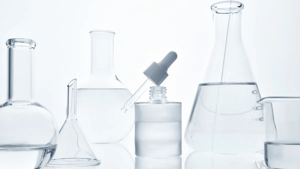 Laboratory glassware